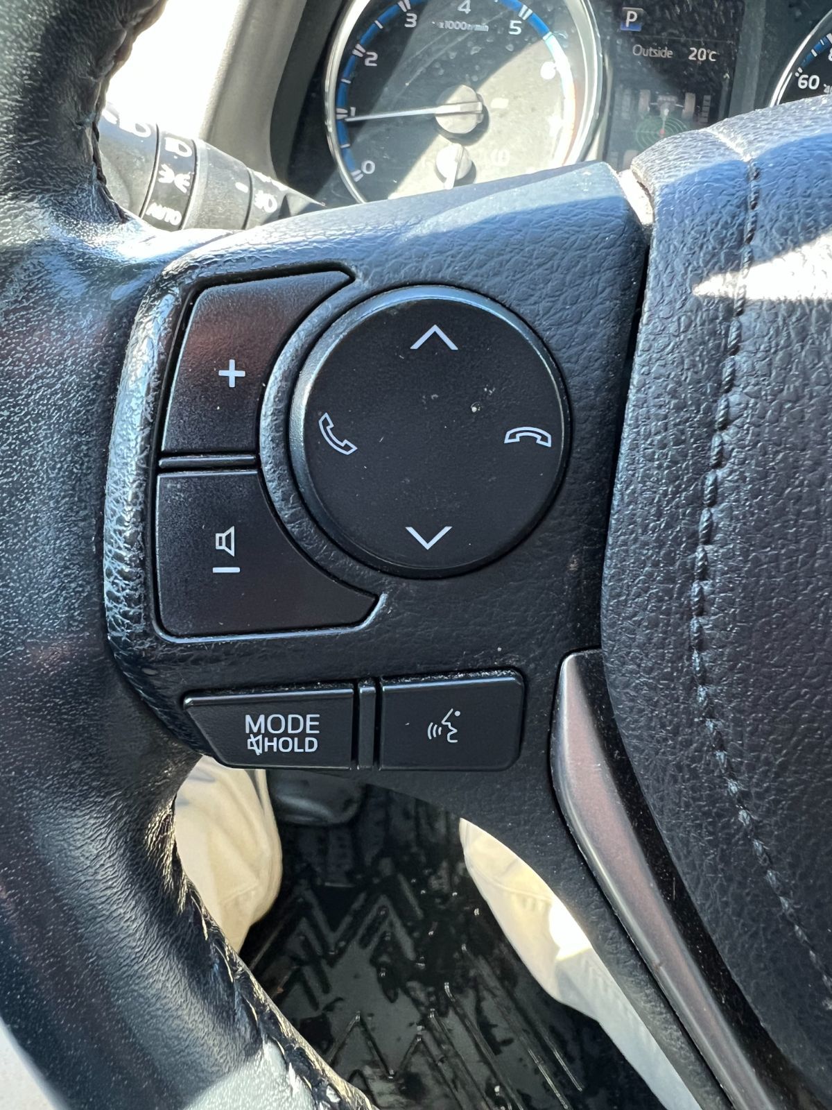 2018 Toyota RAV4 in Dorval, Quebec