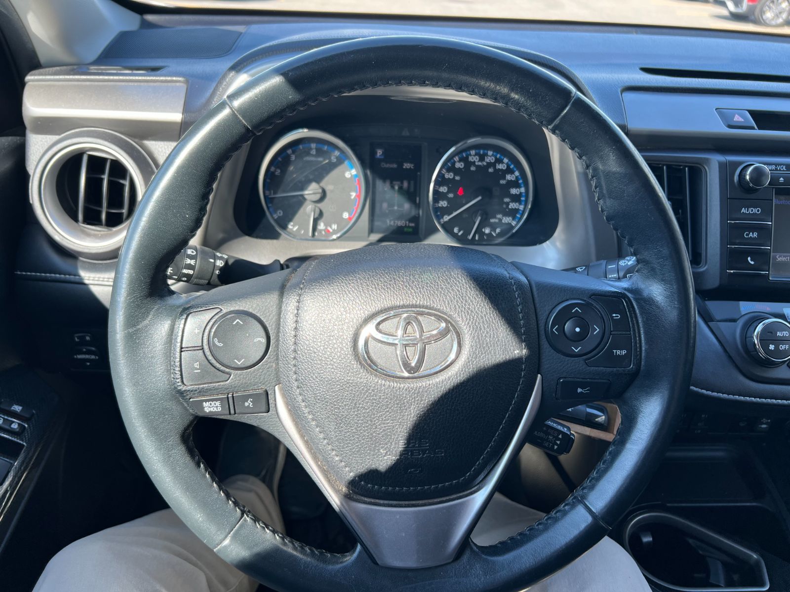 2018 Toyota RAV4 in Dorval, Quebec