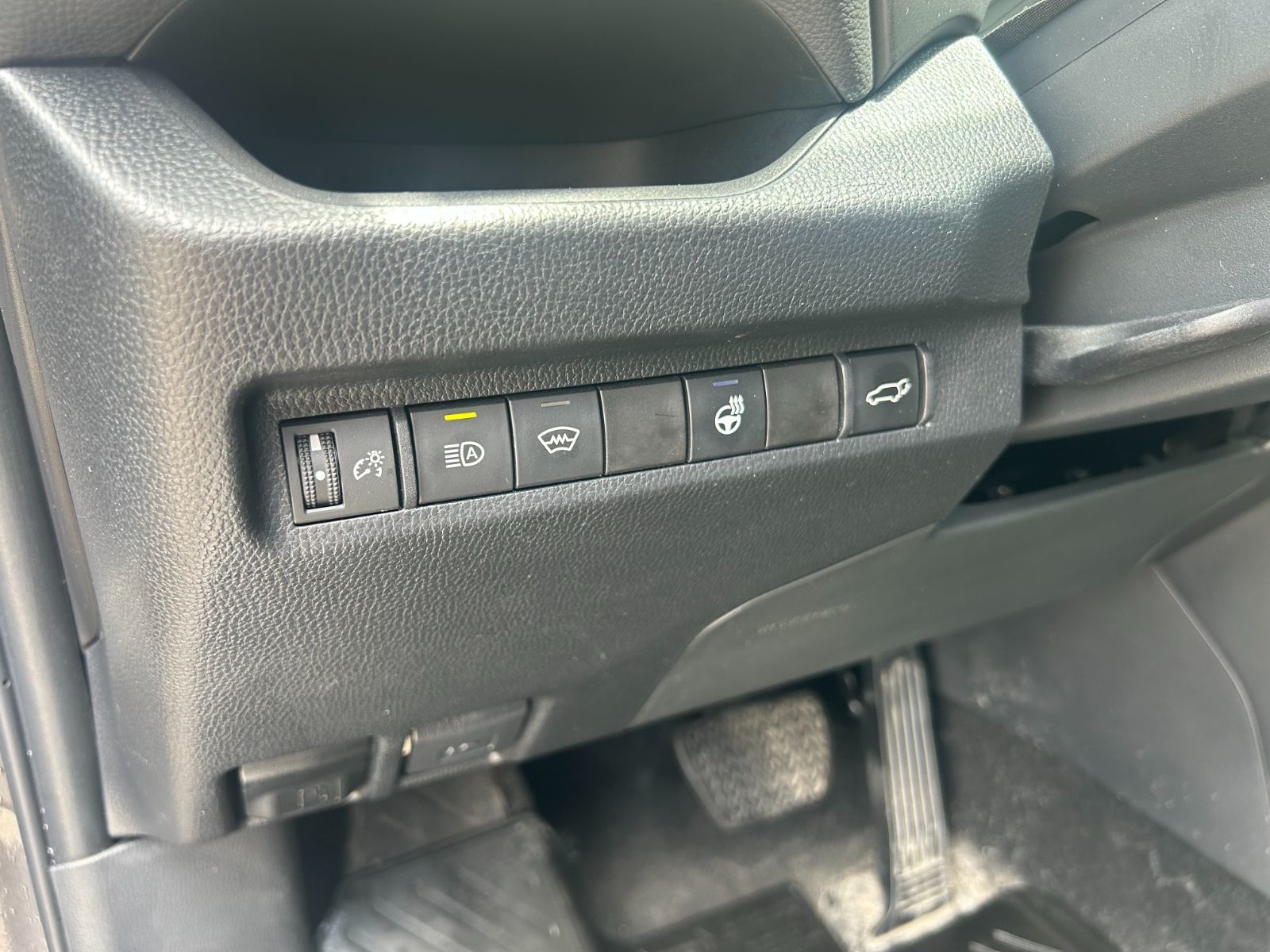 Toyota RAV4  2023 à Dorval, Québec