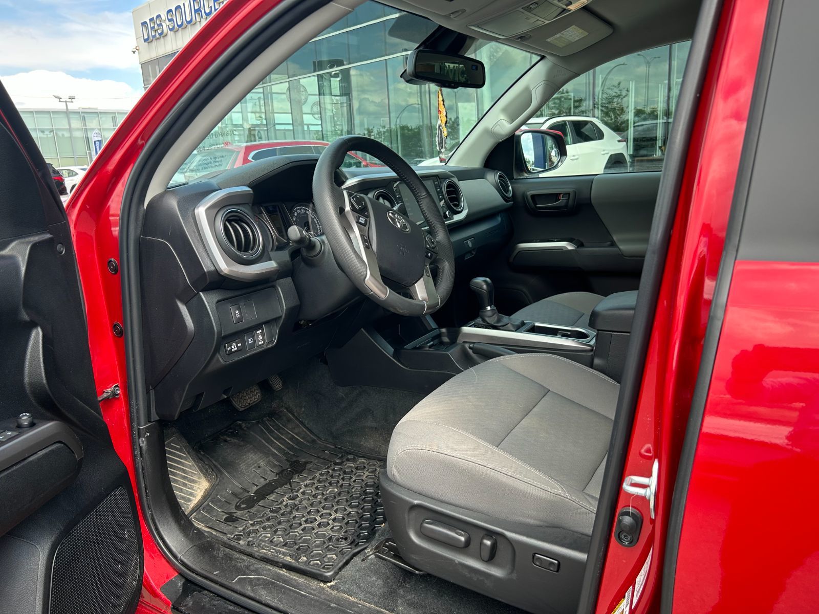 Toyota Tacoma  2023 à Dorval, Québec