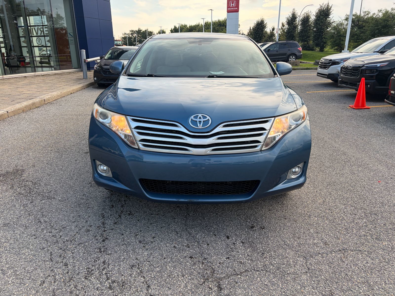 Toyota Venza  2010 à Dorval, Québec