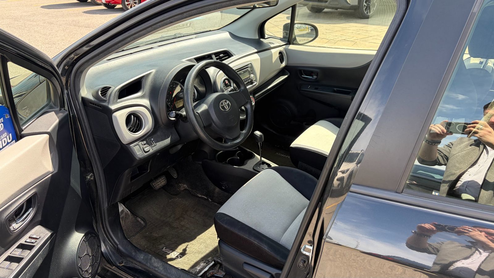 2012 Toyota Yaris in Dorval, Quebec