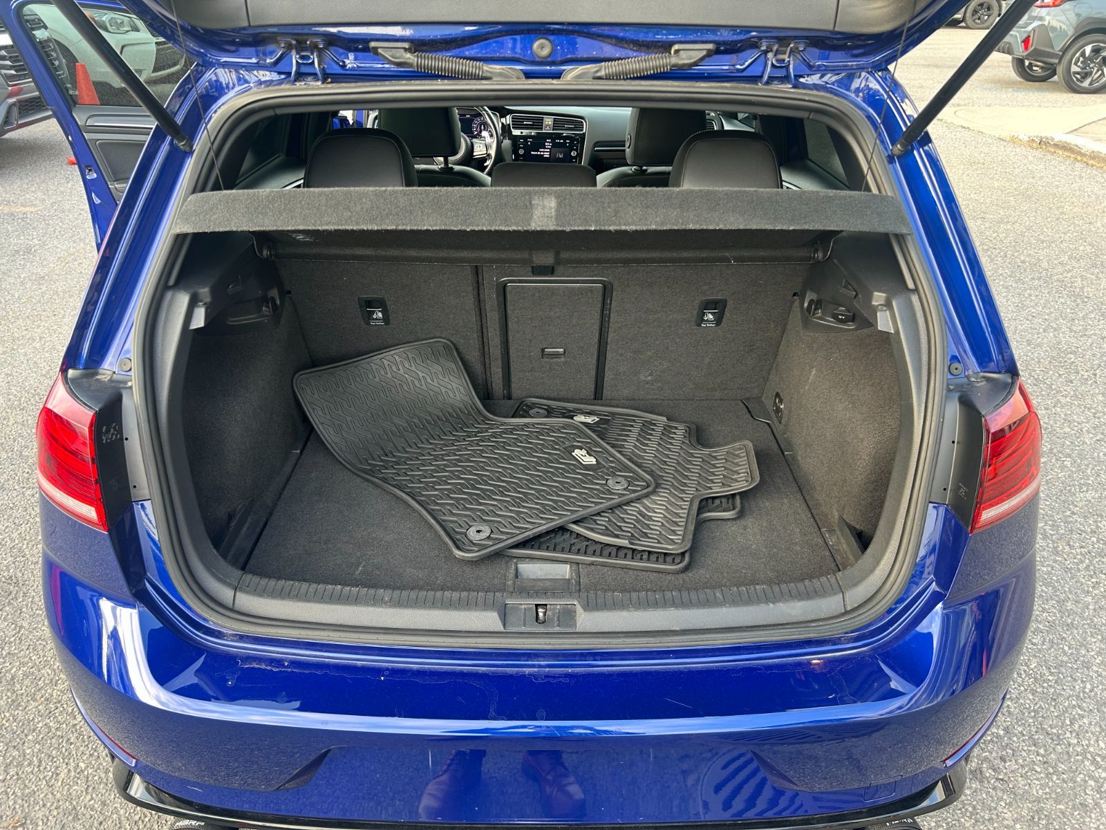 2018 Volkswagen Golf R in Dorval, Quebec