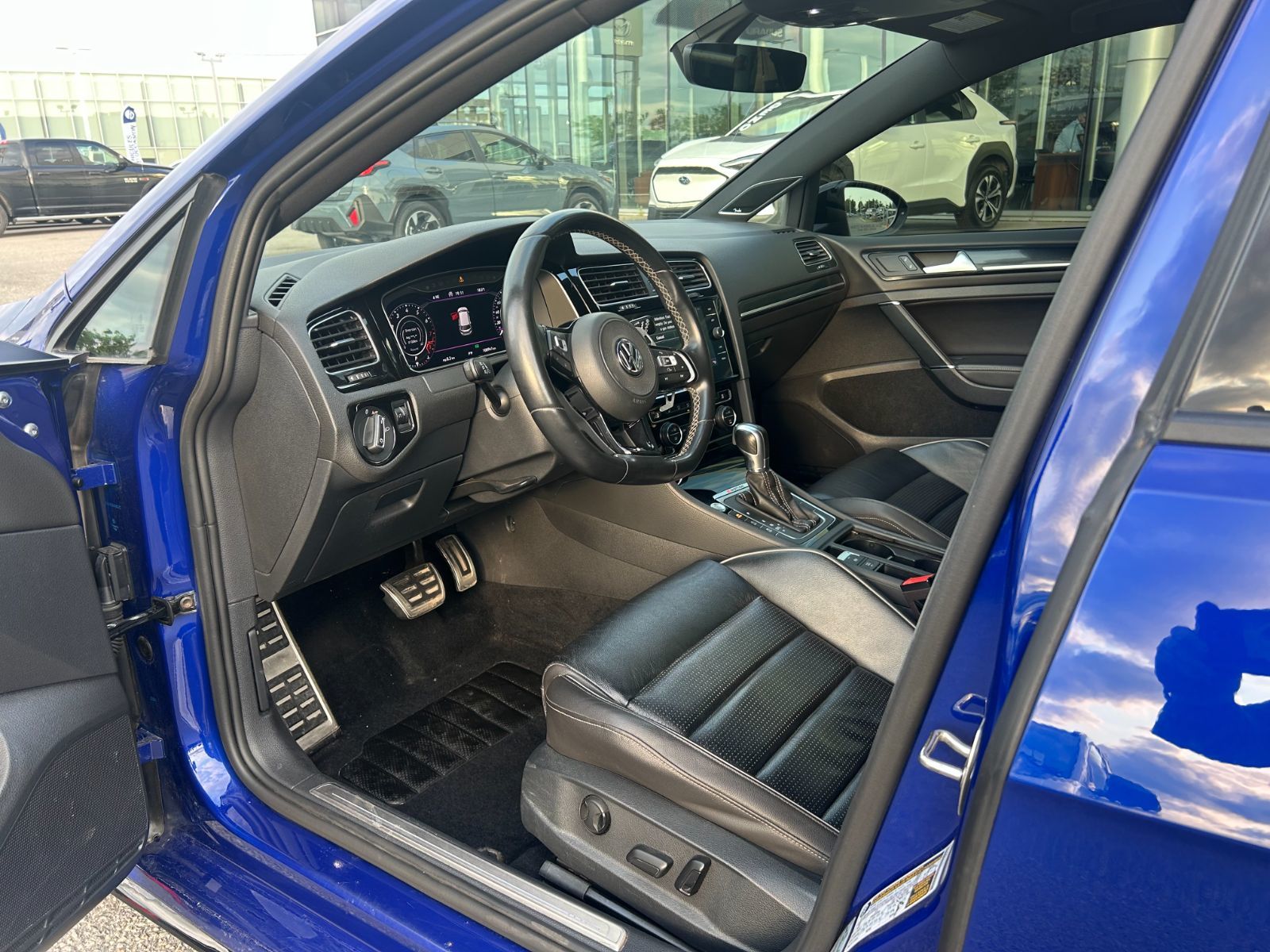 2018 Volkswagen Golf R in Dorval, Quebec