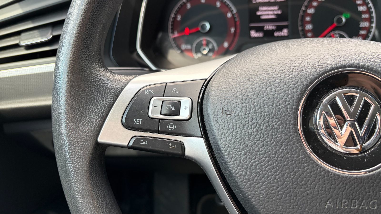 Volkswagen Jetta  2019
