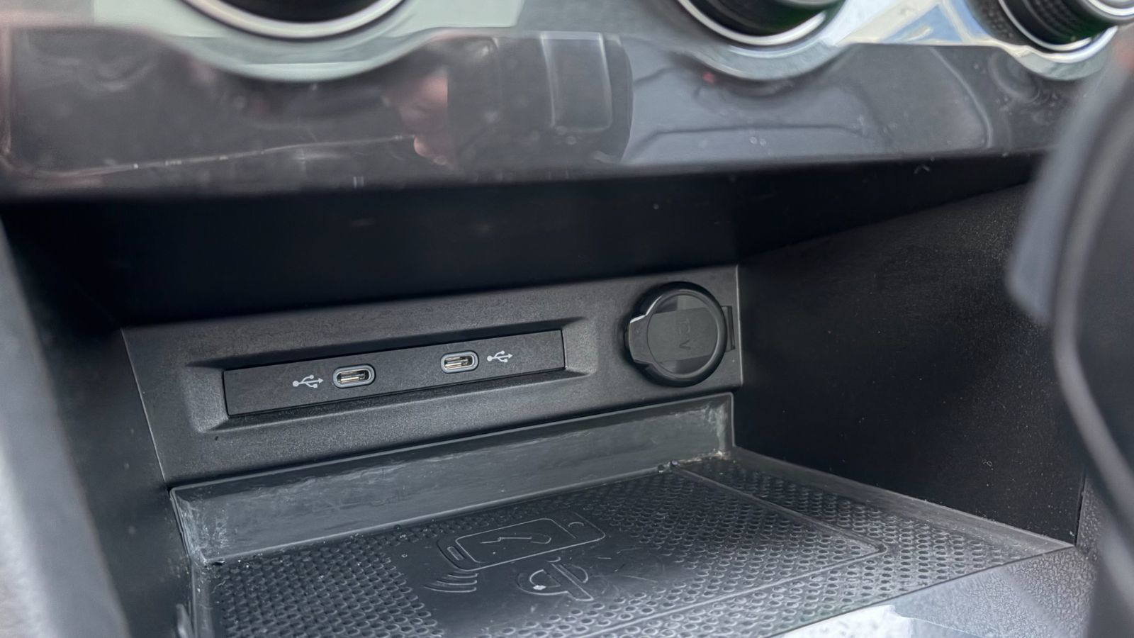 Volkswagen Tiguan  2021