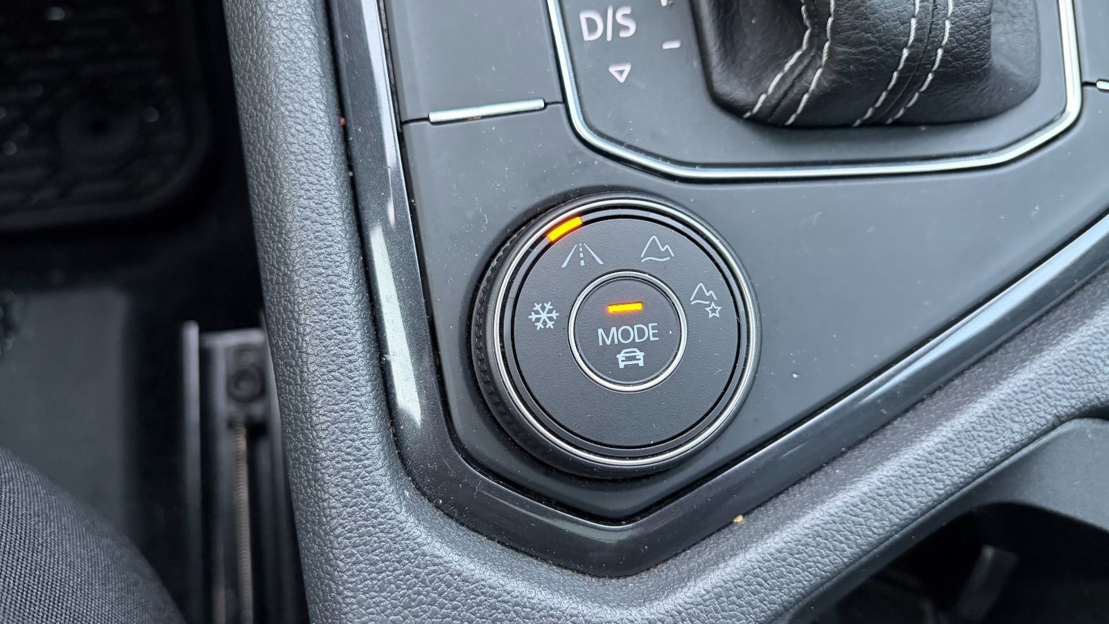 Volkswagen Tiguan  2021