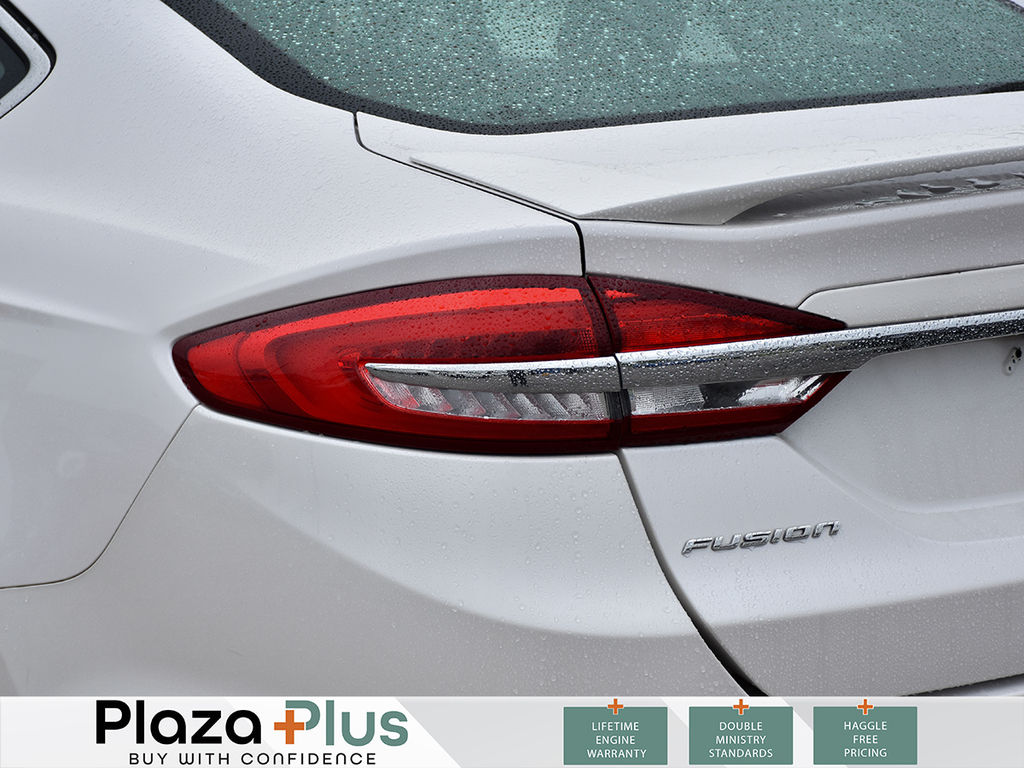2018 Ford Fusion Titanium | AWD | LOW KILOMETERS | MOONROOF | FRONT HEATED & VENTILATED SEATS |