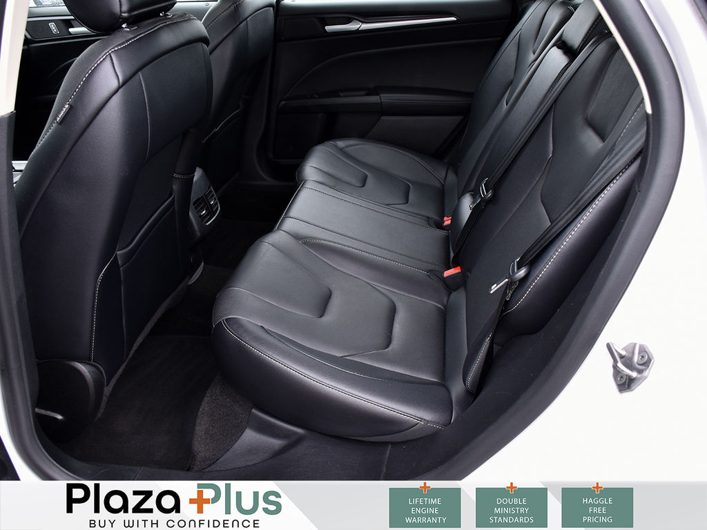 2018 Ford Fusion Titanium | AWD | LOW KILOMETERS | MOONROOF | FRONT HEATED & VENTILATED SEATS |