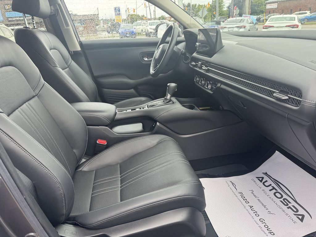 2024 Honda HR-V EX-L Navi | ONLY 14500KMS | REMOTE START | DUAL-ZONE CLIMATE CONTROL | ADAPTIVE CRUISE |