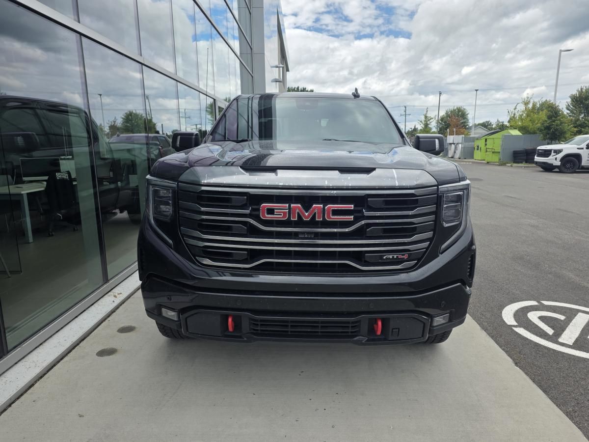 Photo 2024 GMC Sierra 1500 Crew Cab Standard Box 4-Wheel Drive AT4 #3