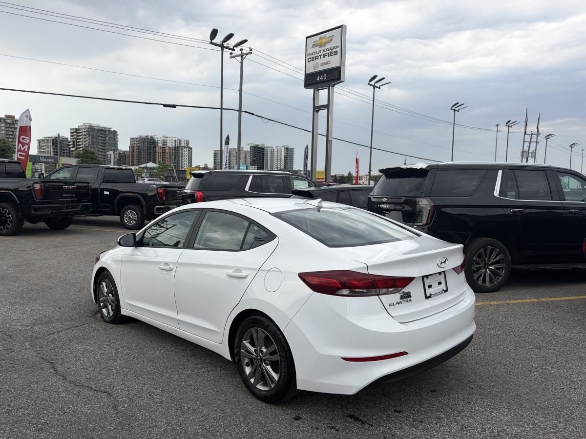 Photo Hyundai Elantra GL 2018 #4