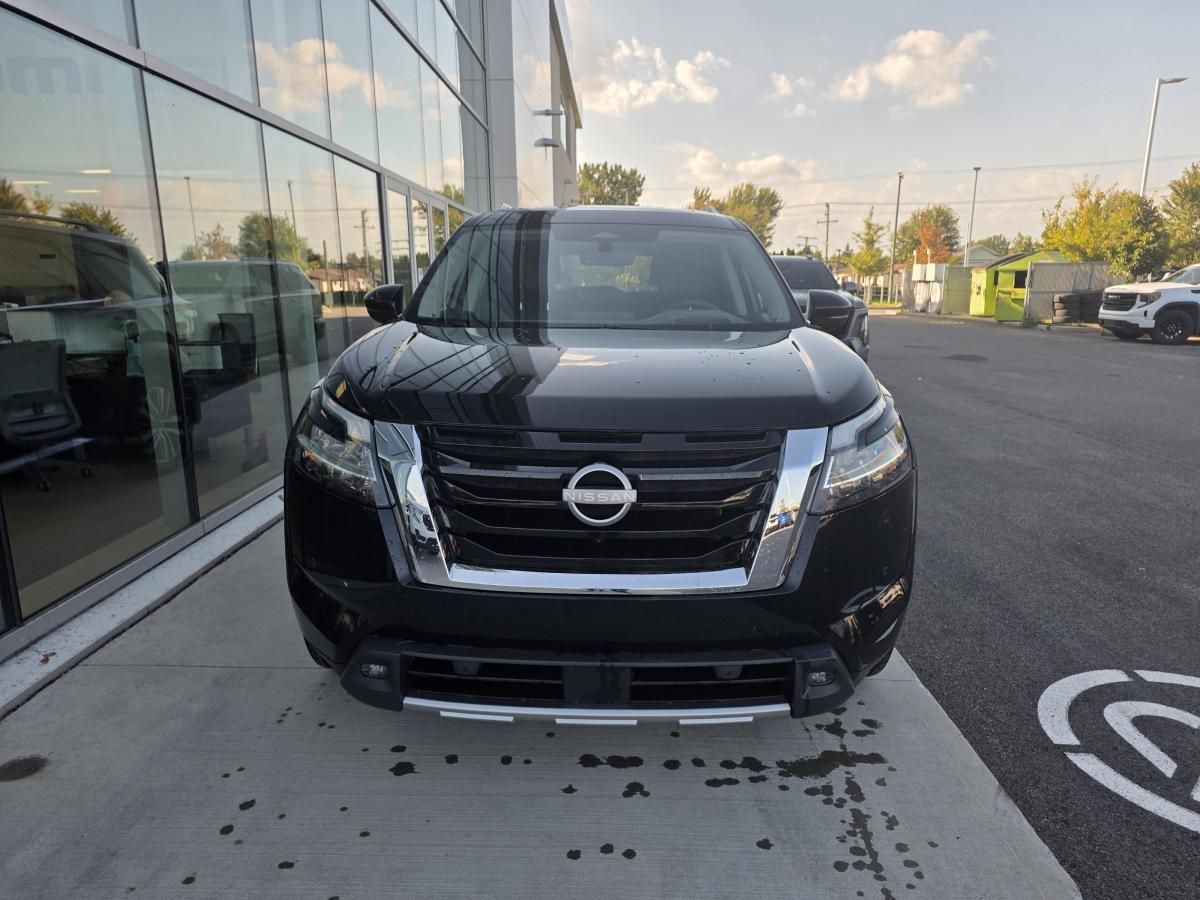 Photo 2024 Nissan Pathfinder Platinum 4WD #3