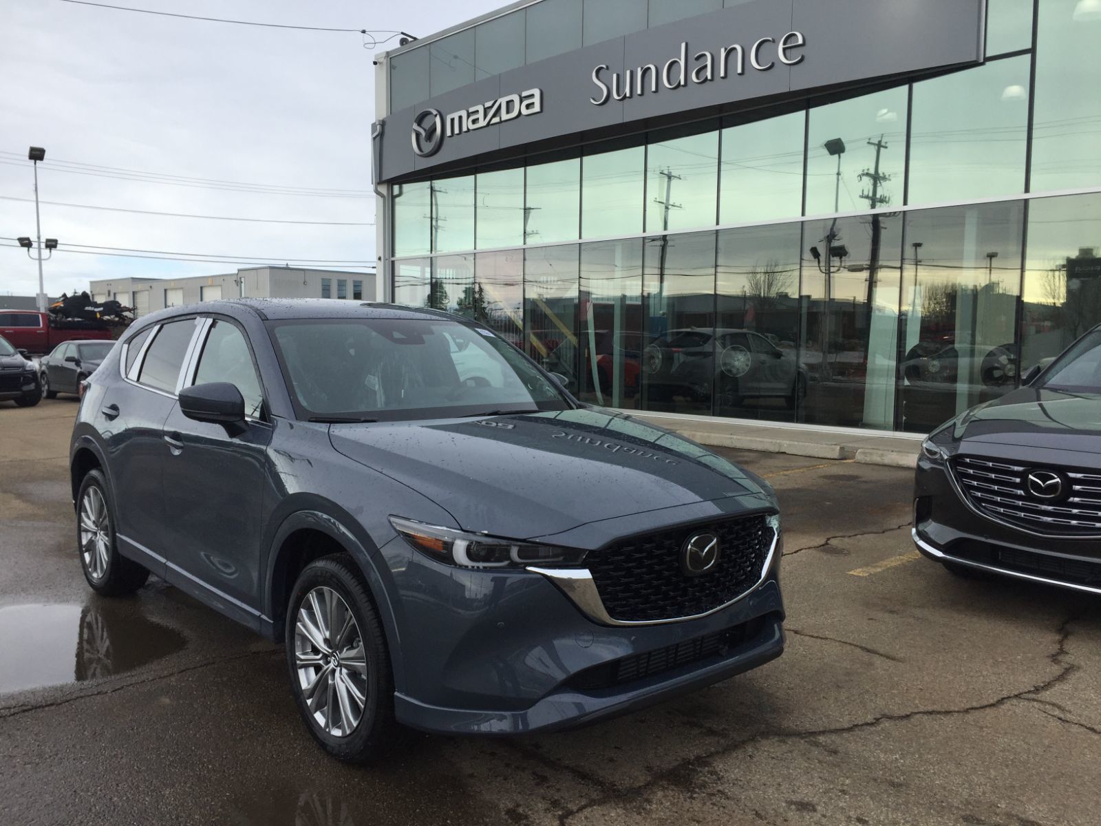 Sundance Mazda | 2023 Mazda CX-5 Signature - $$48,434 | #C8913