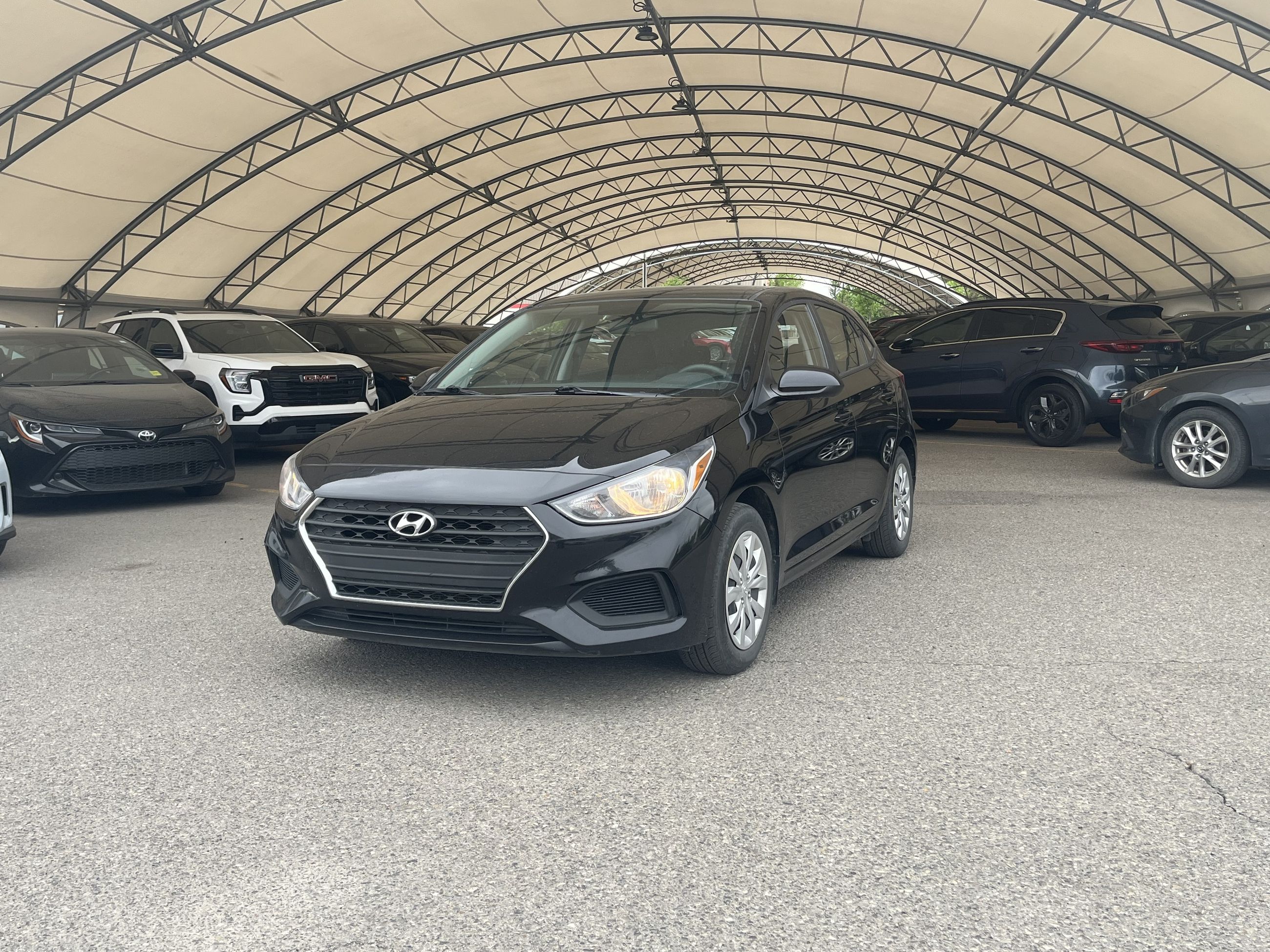 2020 Hyundai Accent 5 Door Essential w-Comfort Package IVT W / CARPLAY