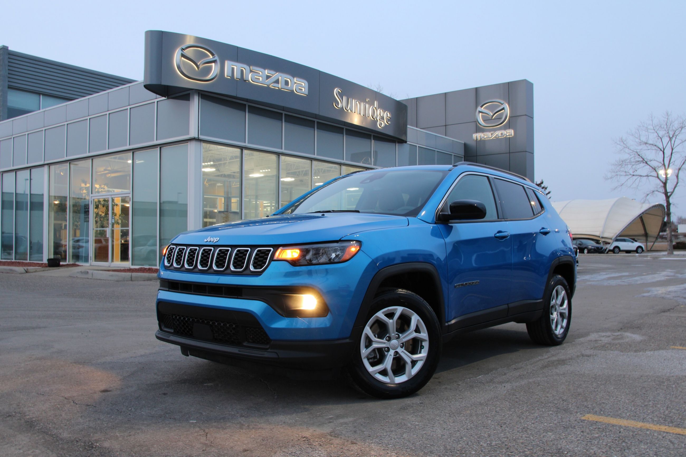 2024 Jeep Compass North 4x4 W/ HEATED STEERING WHEEL / APPLE CARPLAY