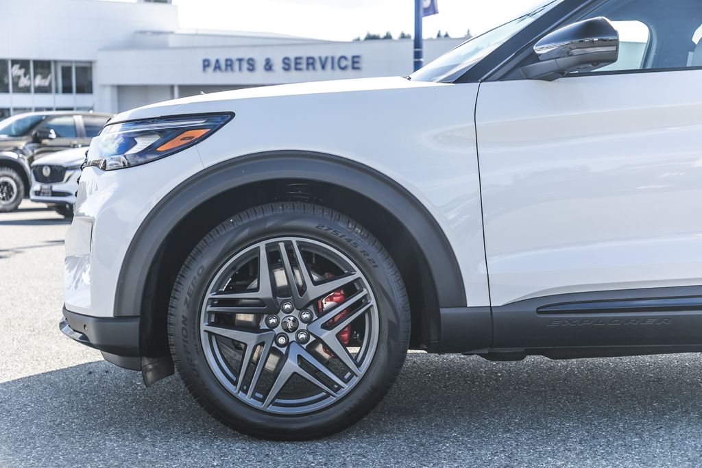 Photo 2026 Ford Explorer ST #4