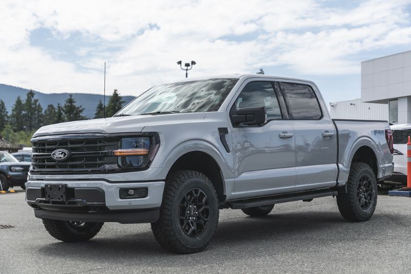 Photo 2026 Ford F-150 XLT #3