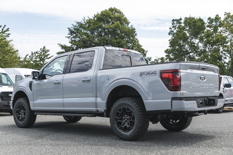 Photo 2026 Ford F-150 XLT #8