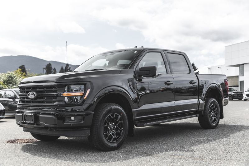 Photo 2026 Ford F-150 XLT #3