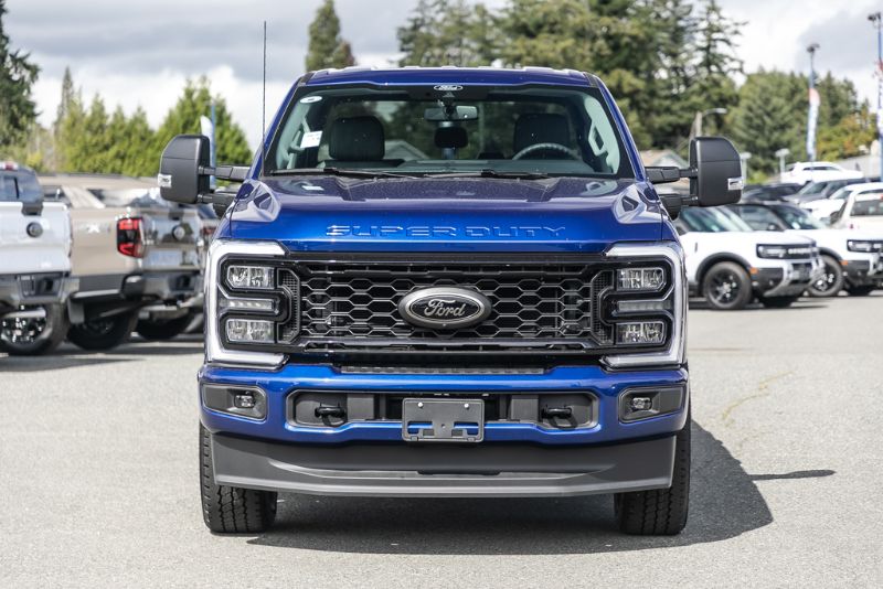 Photo 2026 Ford F-350 XLT #2