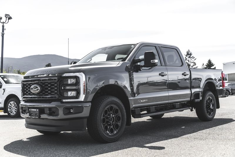 Photo 2026 Ford F-350 XLT #3