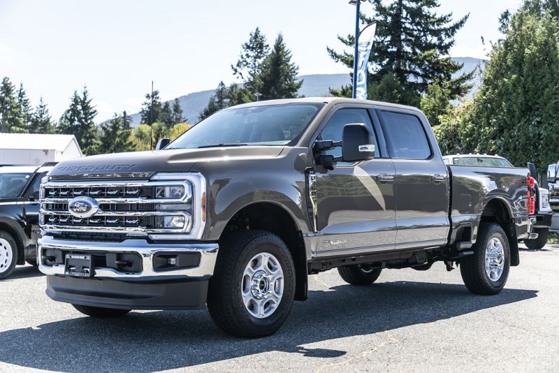 Photo 2026 Ford F-350 XLT #3