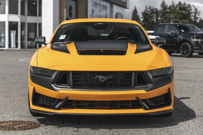 Photo 2026 Ford Mustang Dark Horse #2