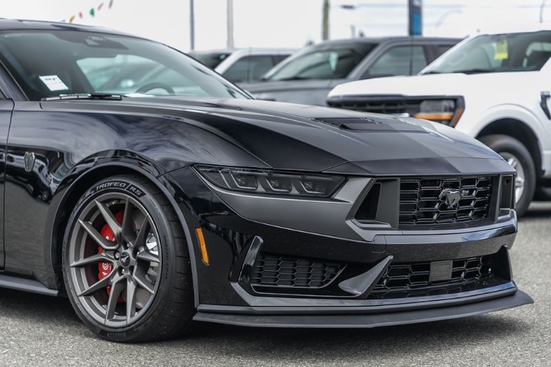 Photo 2026 Ford Mustang Dark Horse #2