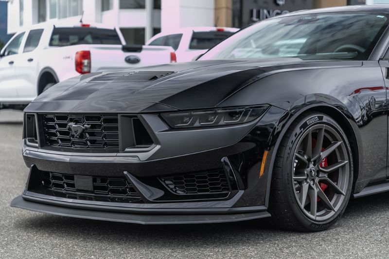 Photo 2026 Ford Mustang Dark Horse #8