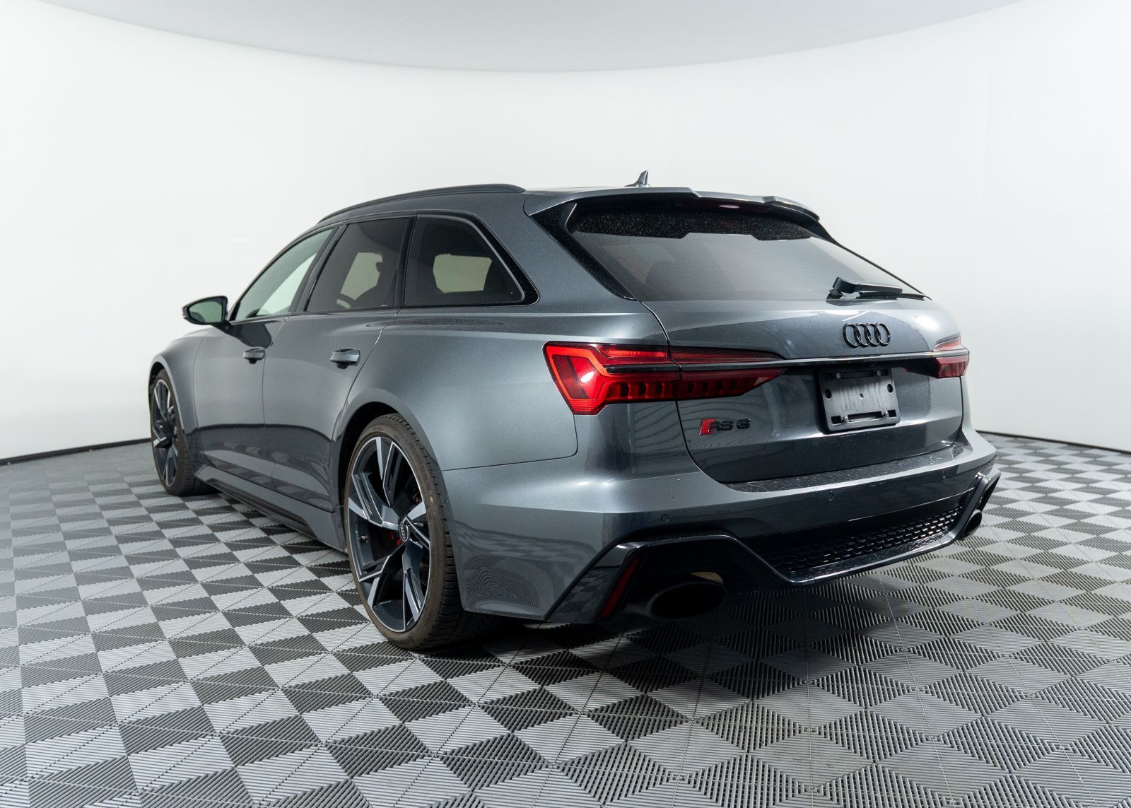 Photo 2022 Audi RS 6 Avant BASE #4