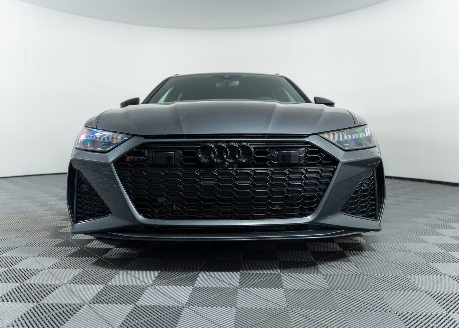 Photo 2022 Audi RS 6 Avant BASE #2