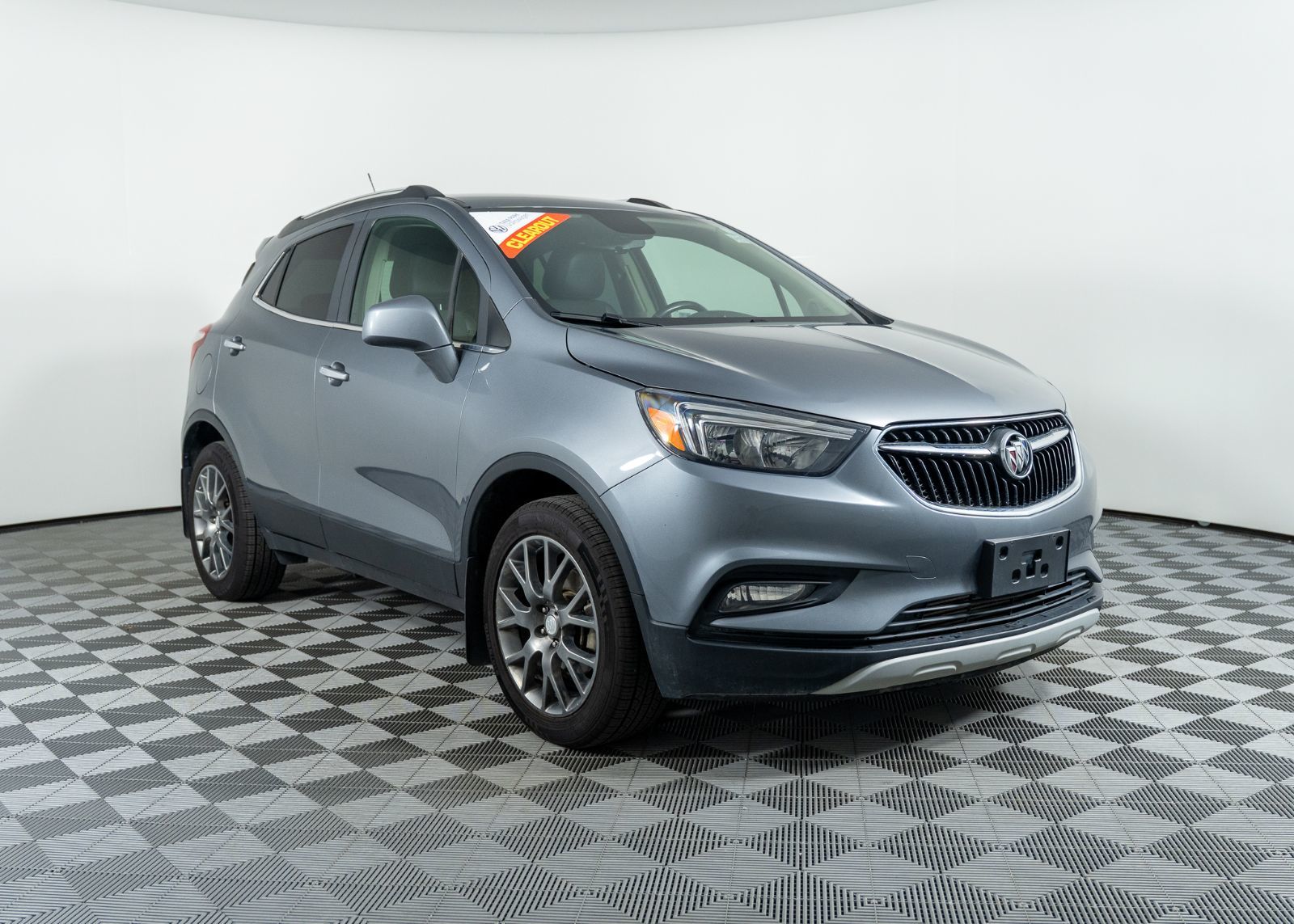 Photo 2020 Buick Encore Sport Touring #3