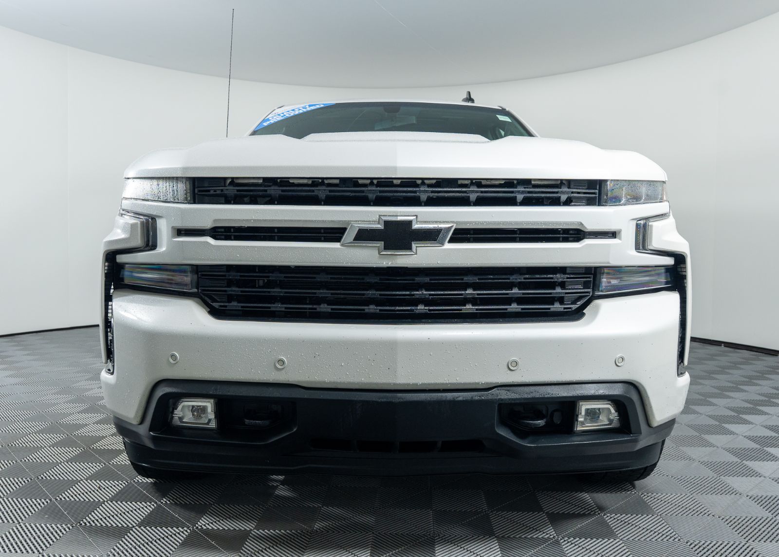 Photo 2020 Chevrolet Silverado 1500 RST #2