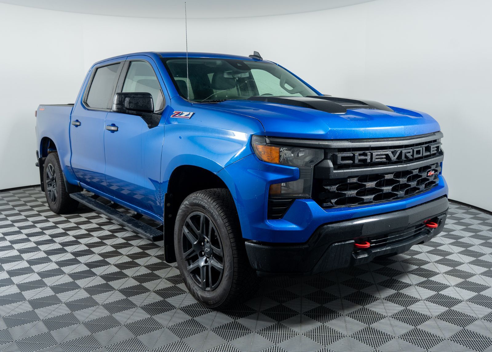 Photo 2022 Chevrolet Silverado 1500 Custom Trail Boss #2