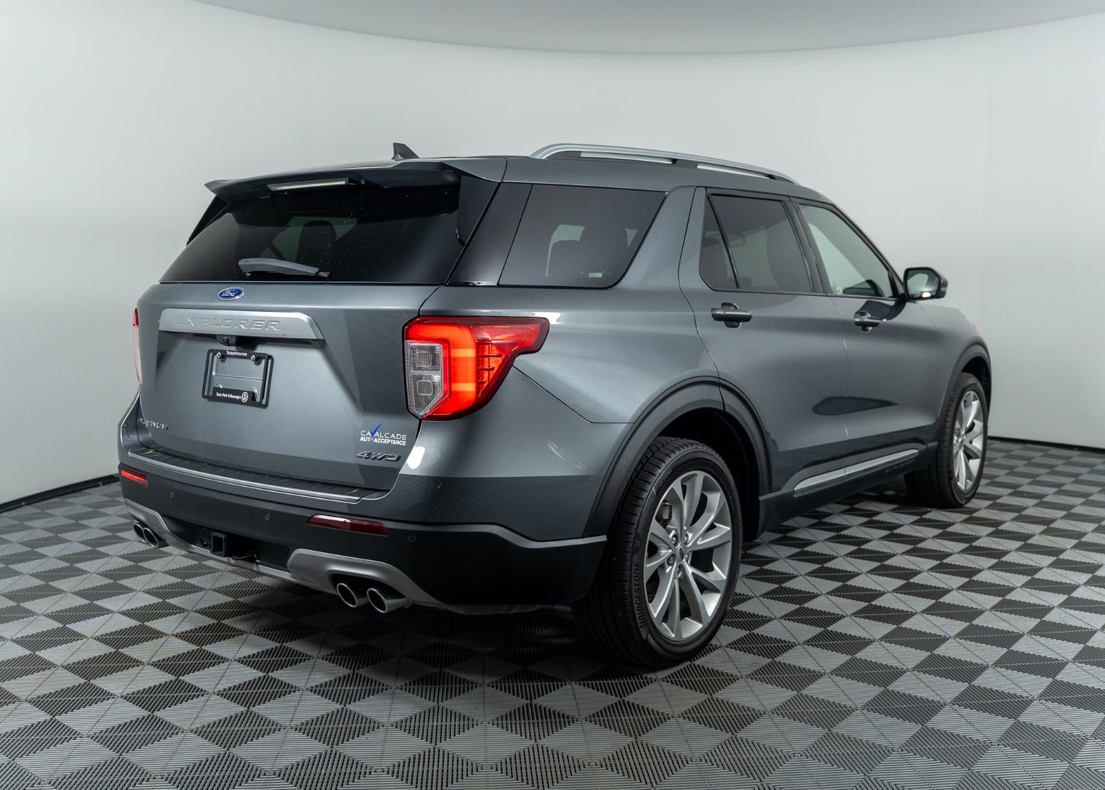 Photo 2022 Ford Explorer Platinum #6