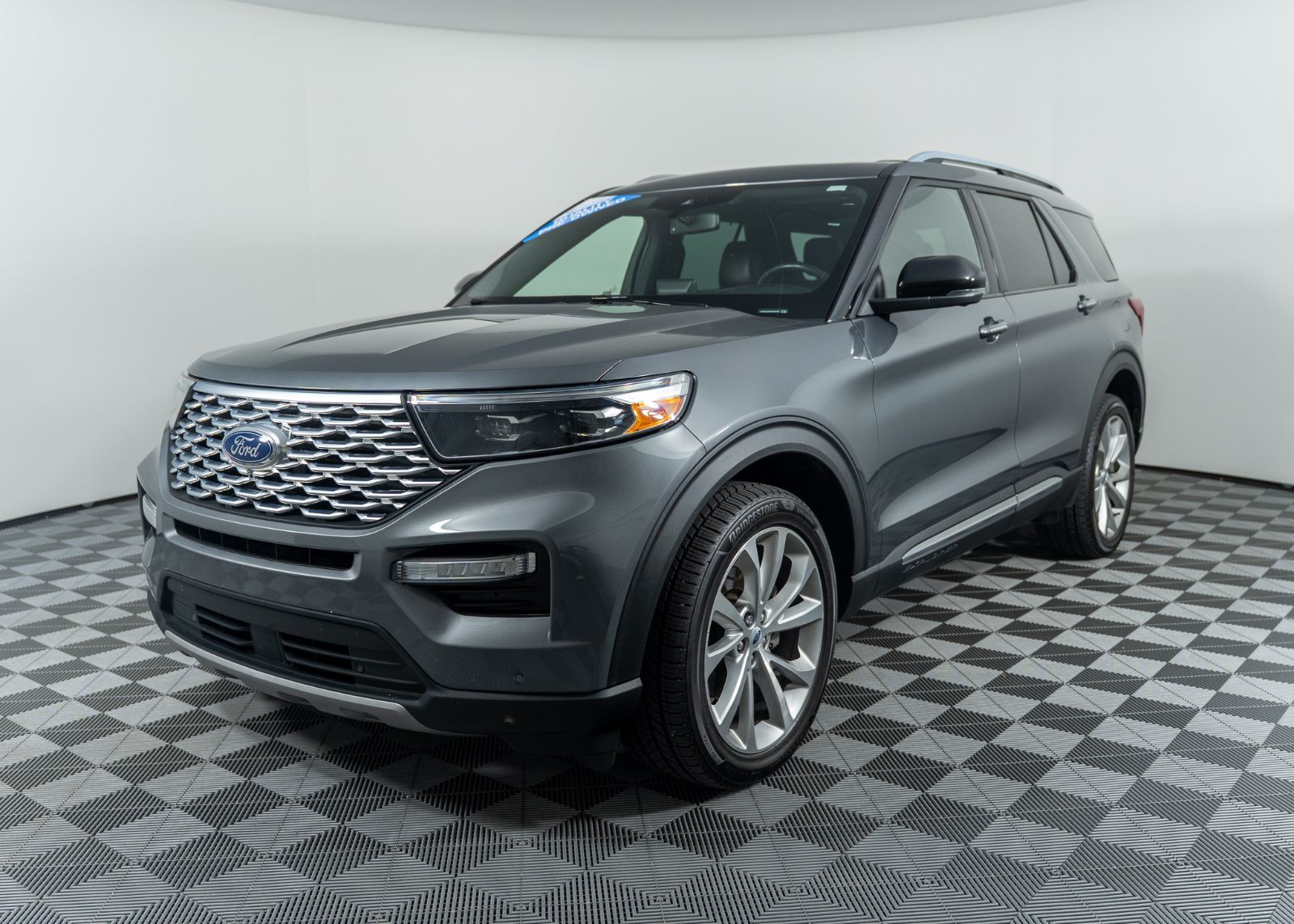 Photo 2022 Ford Explorer Platinum #1