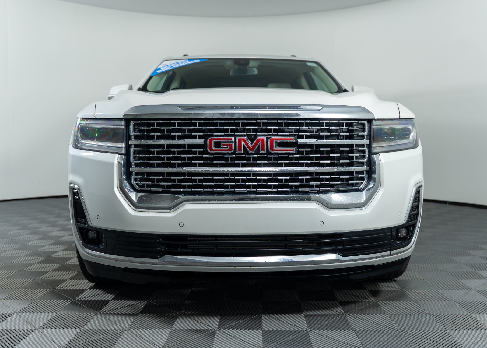 Photo 2023 GMC Acadia Denali #2