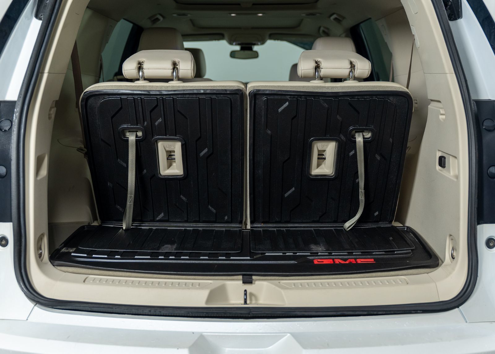 Photo 2023 GMC Acadia Denali #7