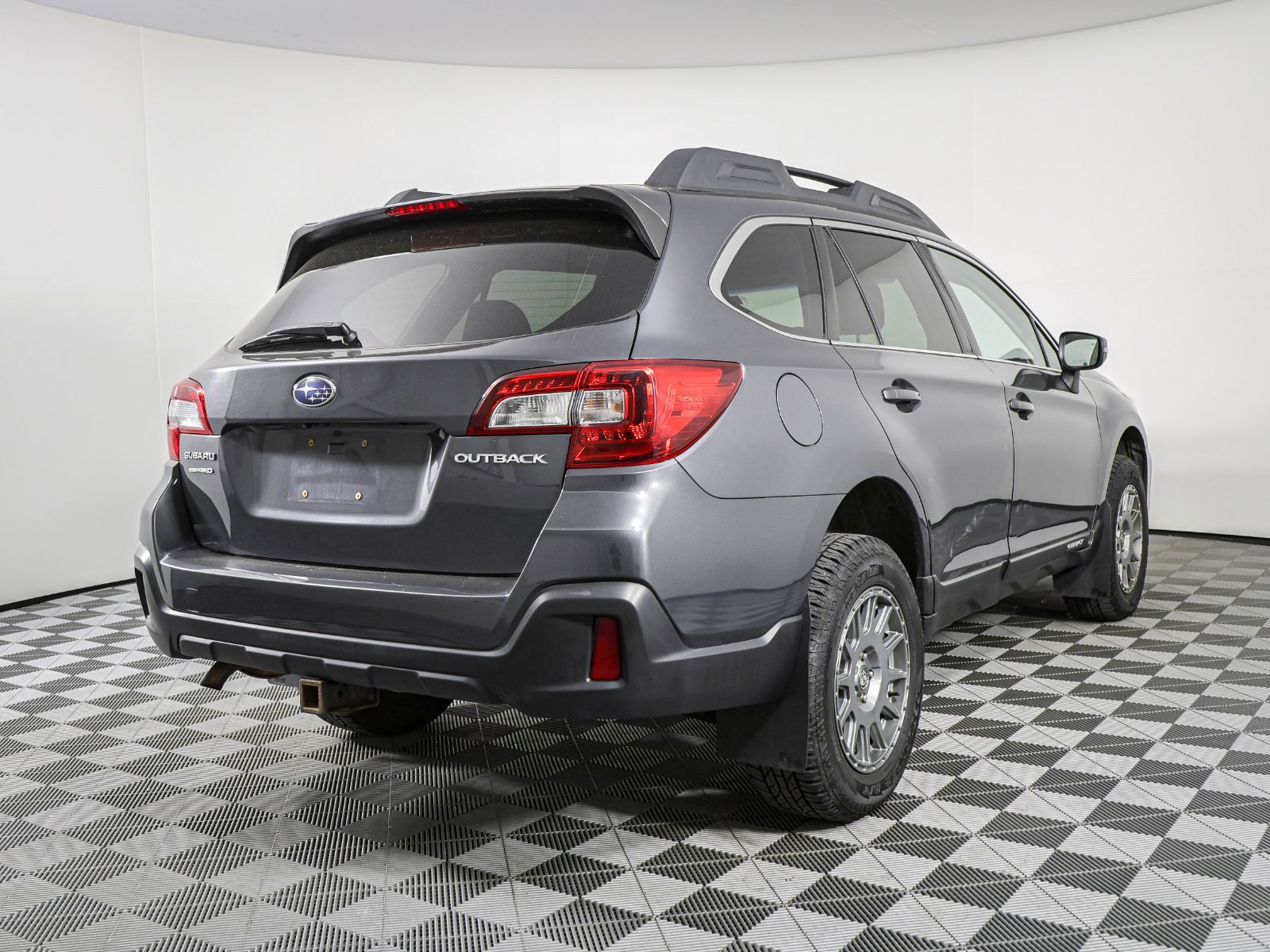 Photo 2018 Subaru Outback Touring #5