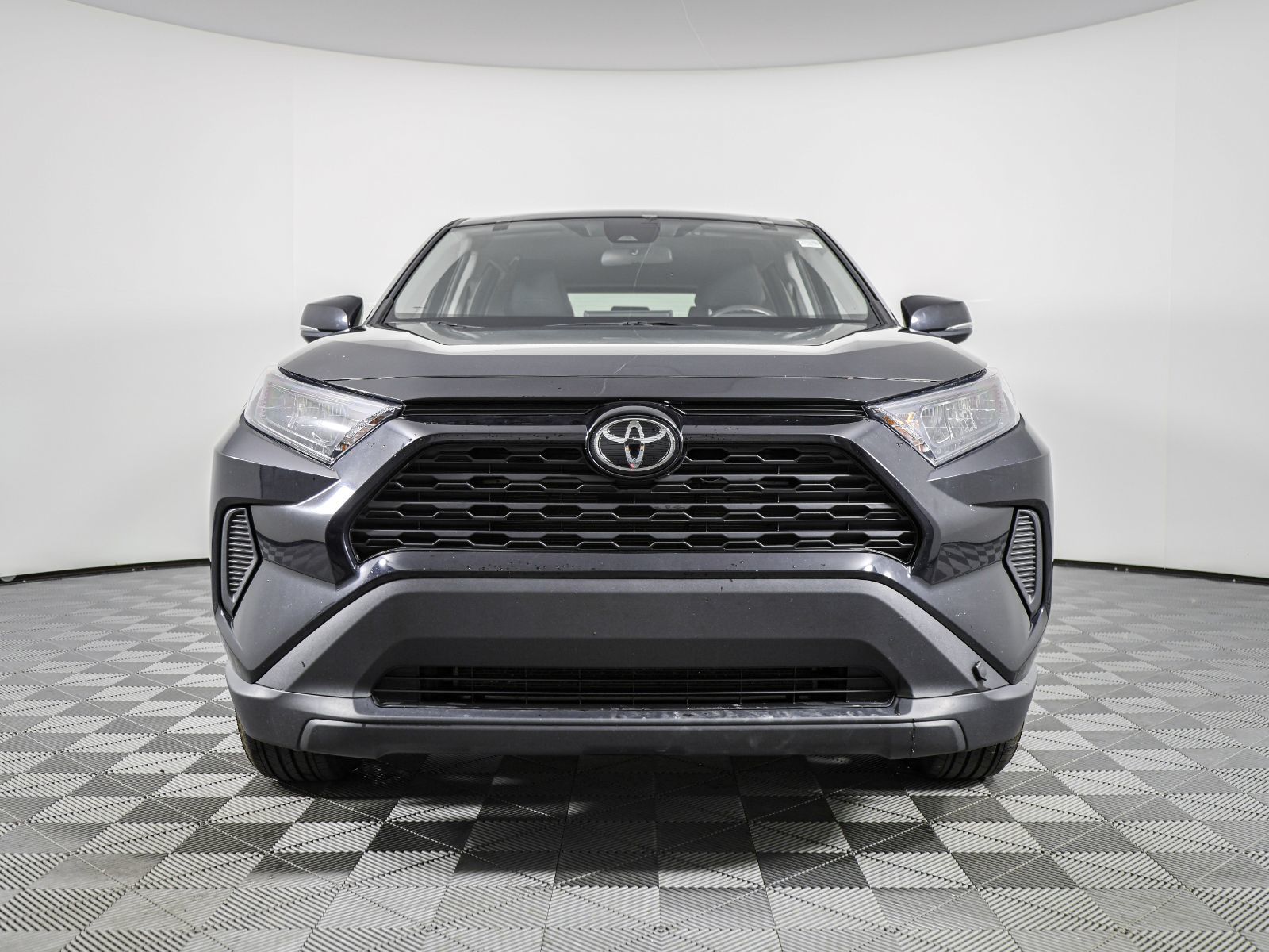 Photo 2024 Toyota RAV4 LE #2