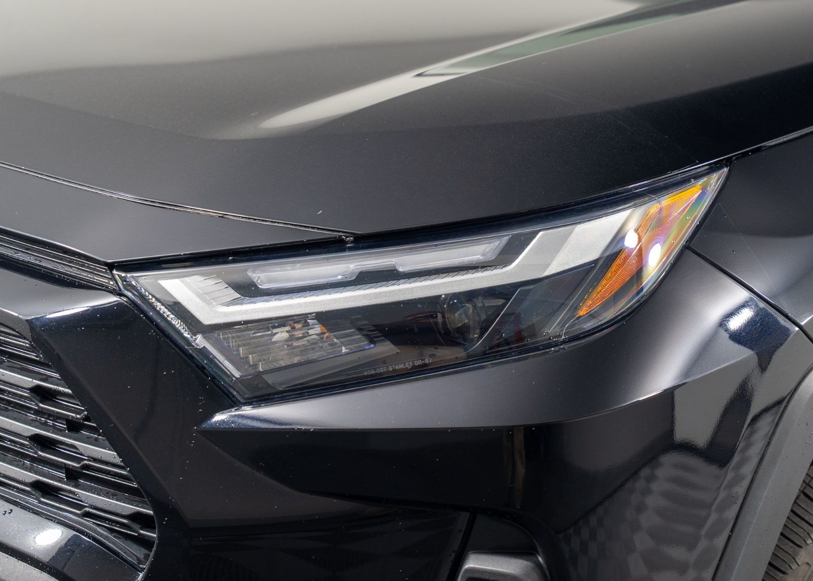 Photo 2024 Toyota RAV4 XLE #8