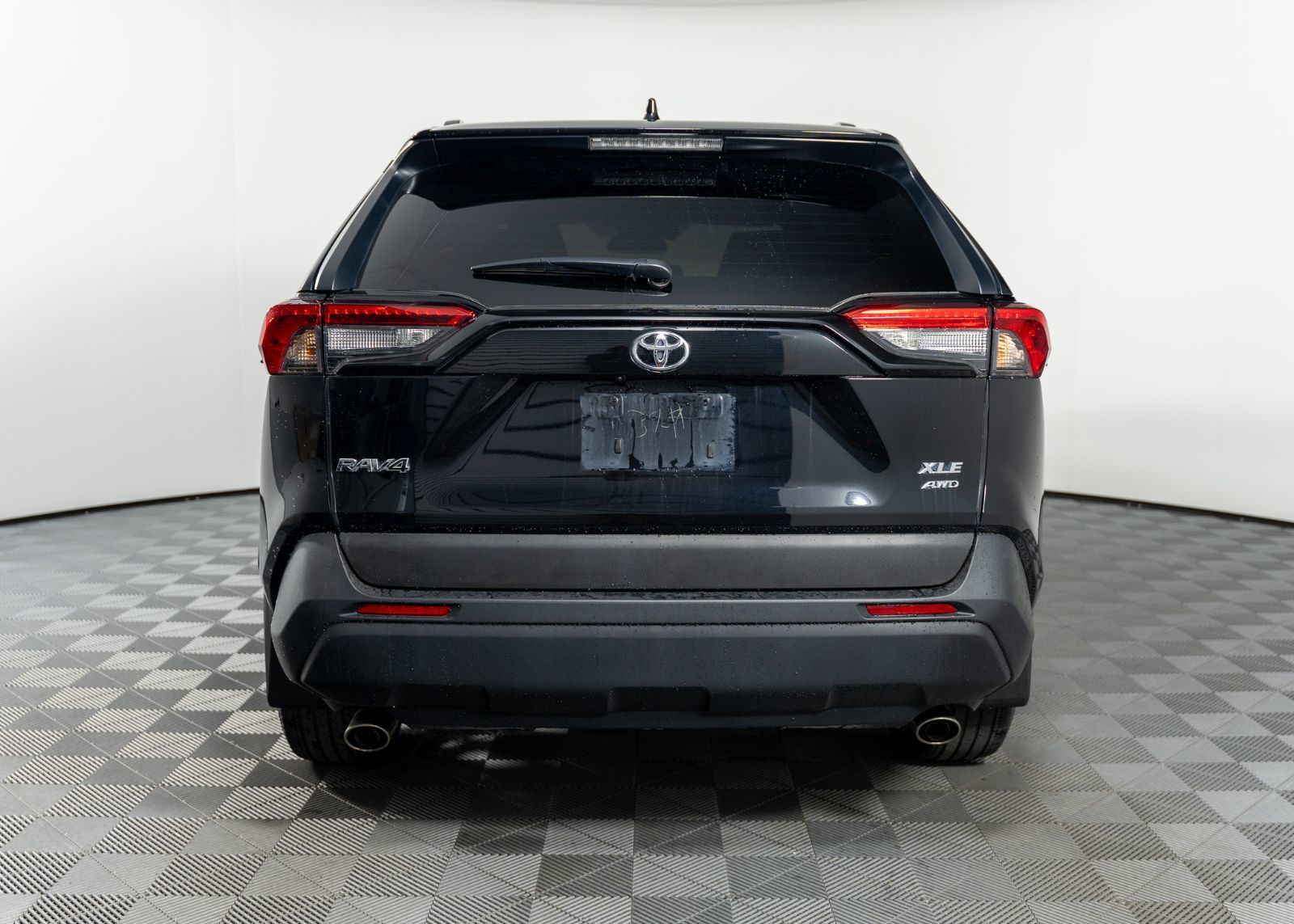Photo 2024 Toyota RAV4 XLE #6