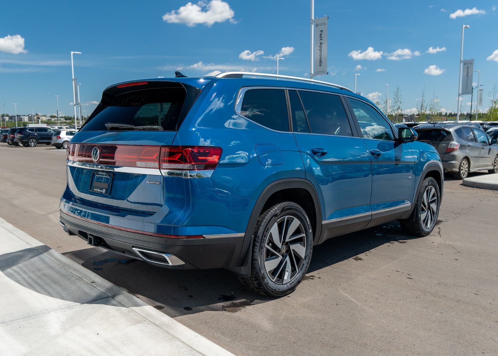 Photo 2026 Volkswagen Atlas Highline #5
