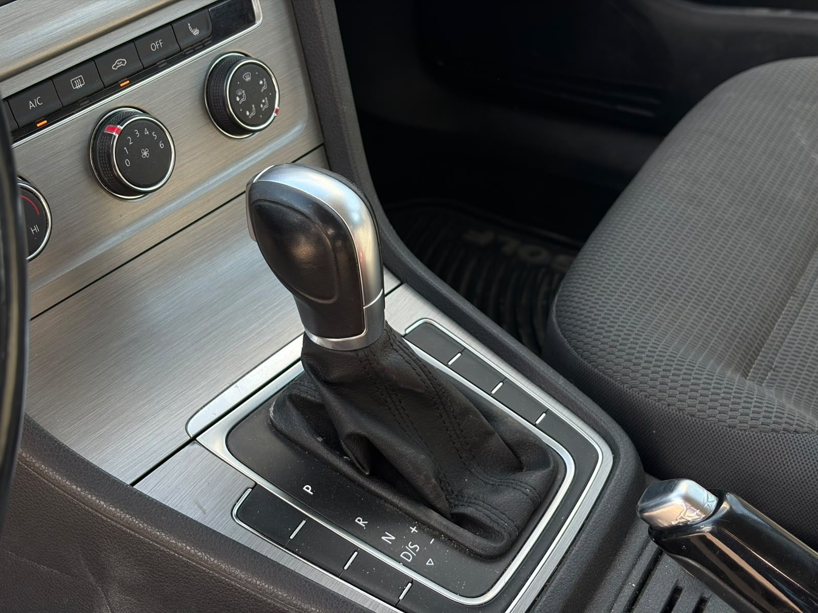 Photo 2016 Volkswagen Golf Sportwagon Trendline #5