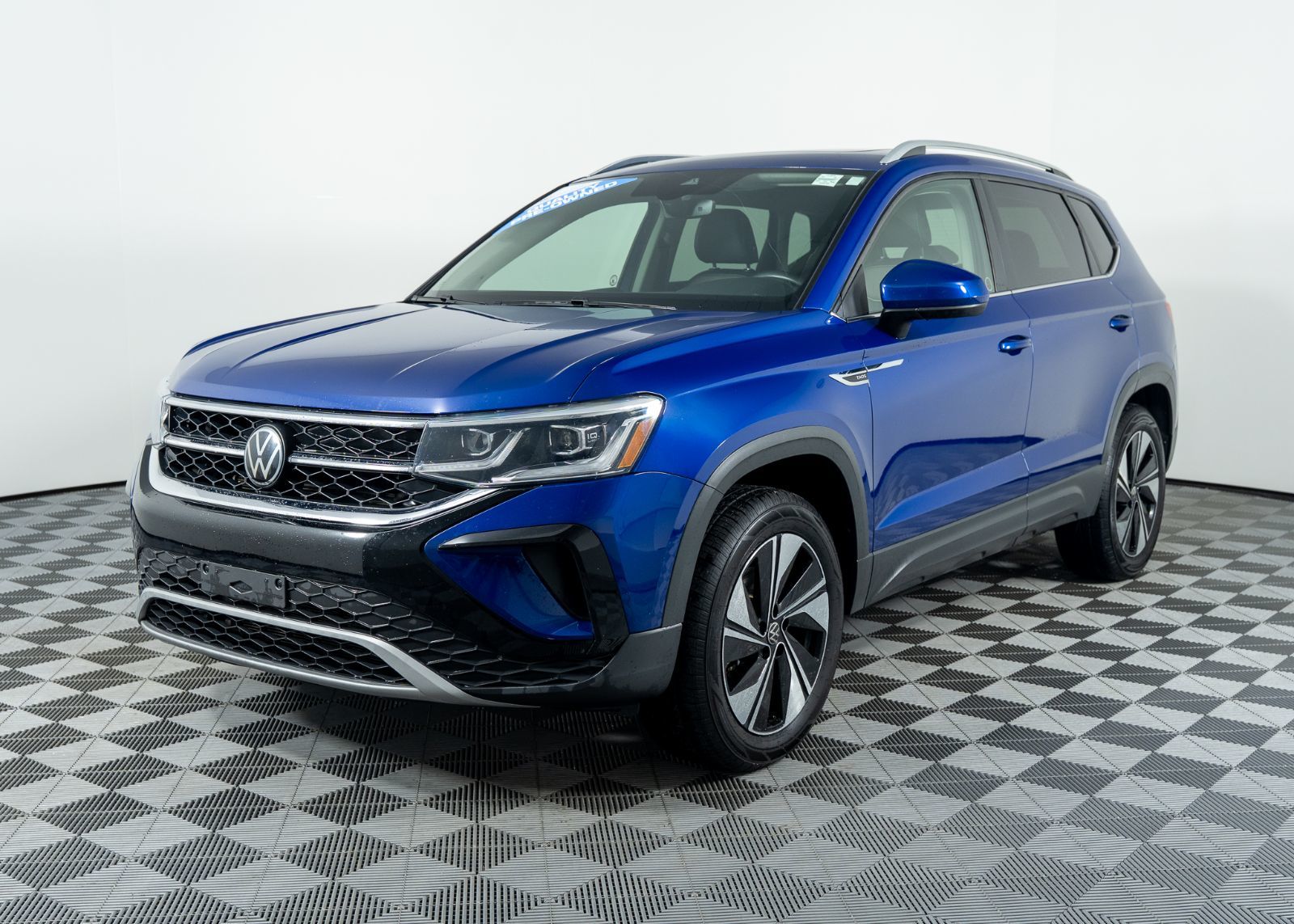Photo 2024 Volkswagen Taos Highline #1