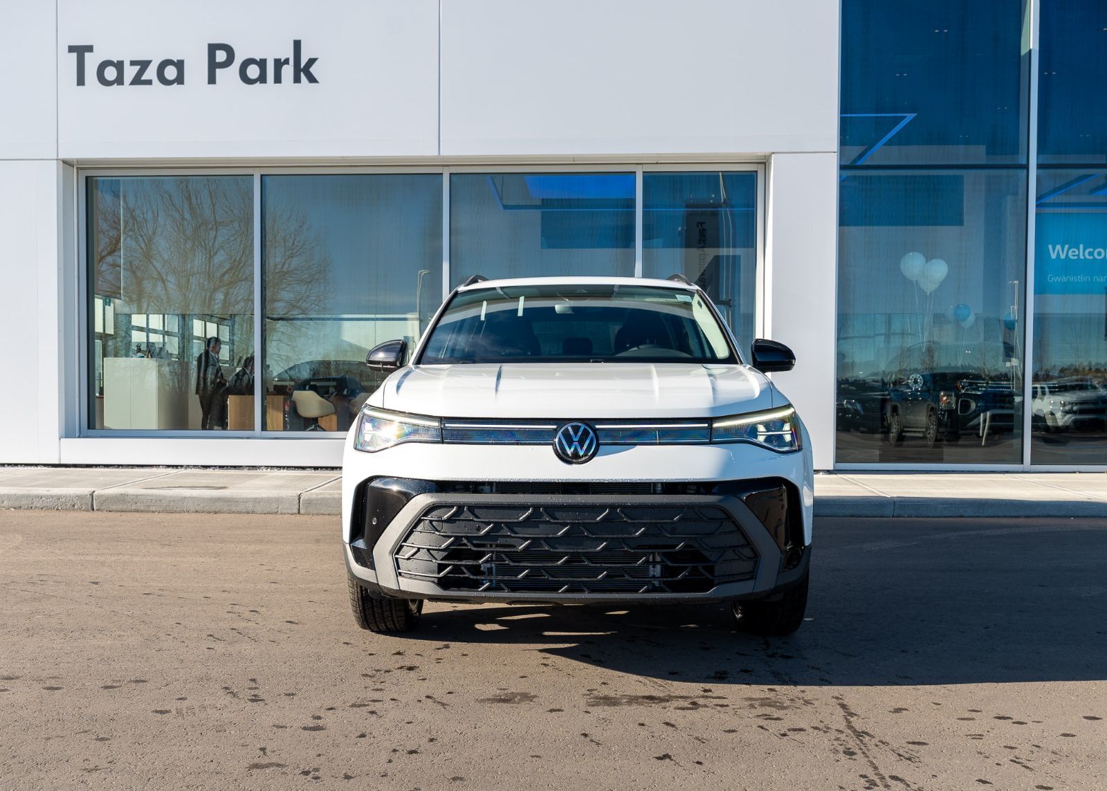 Photo 2026 Volkswagen Taos Comfortline Black Edition 4MOTION #2