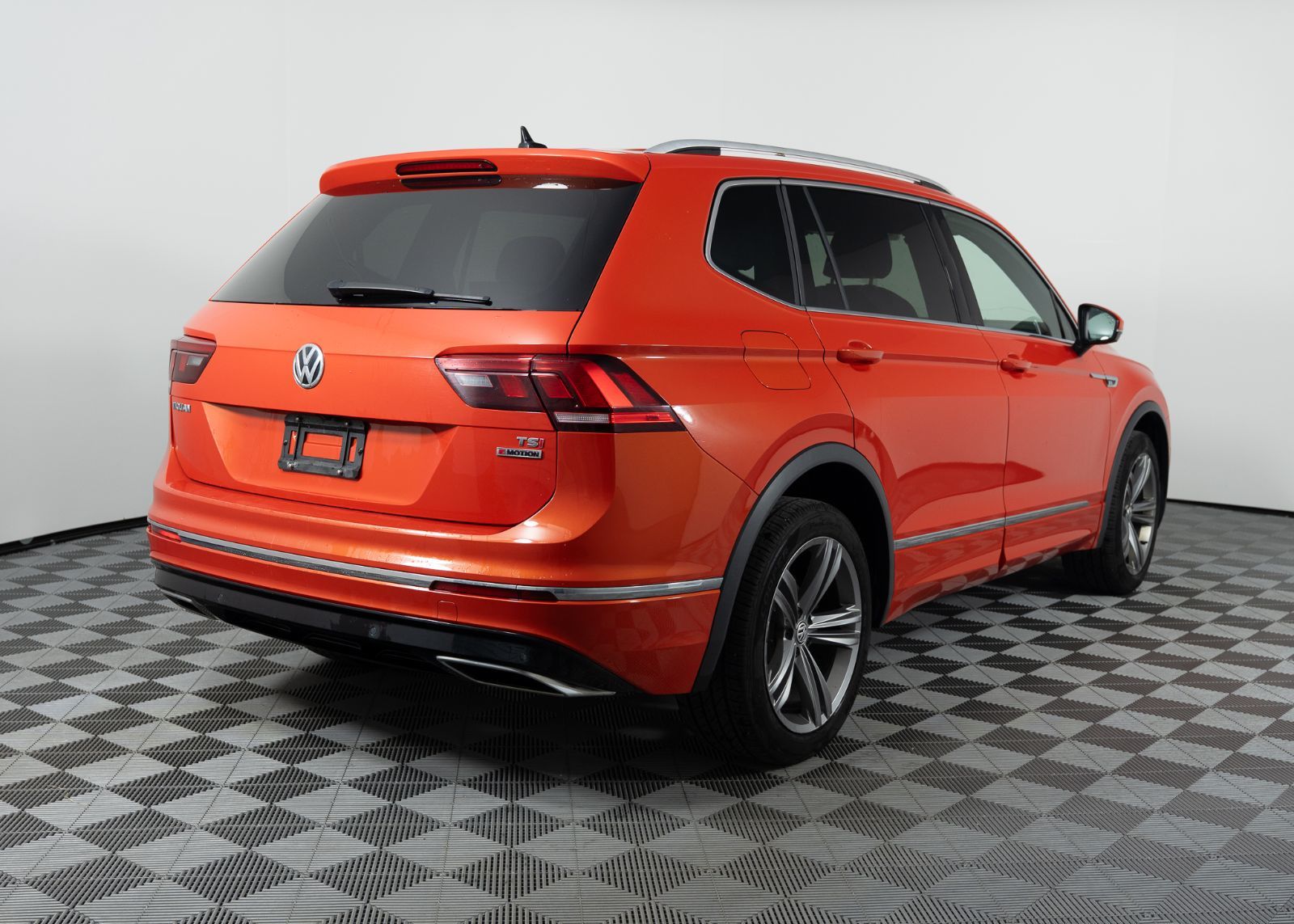 Photo 2018 Volkswagen Tiguan Highline #7