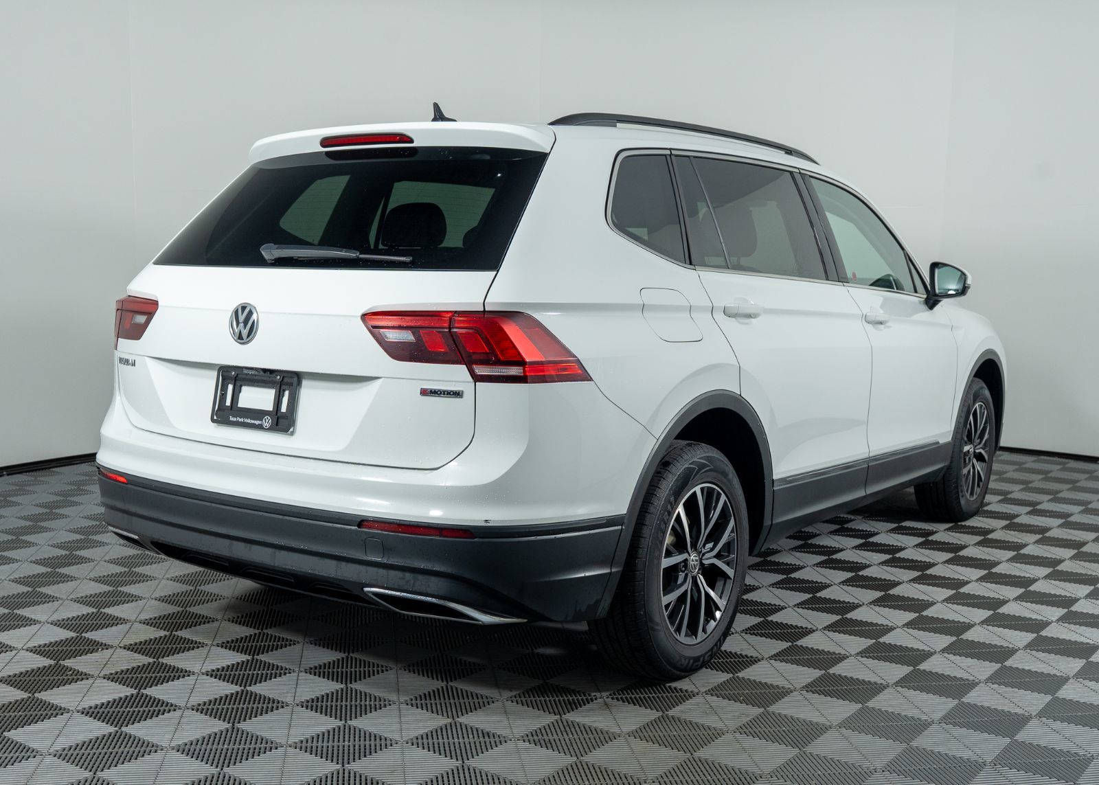 Photo 2021 Volkswagen Tiguan Comfortline #4