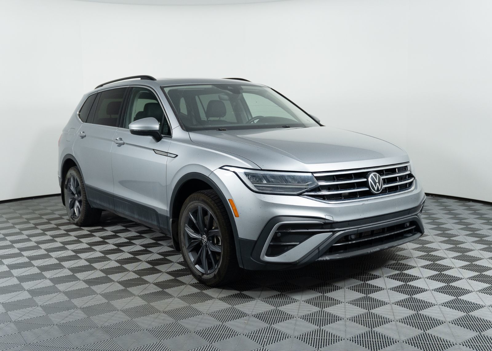 Photo 2023 Volkswagen Tiguan Comfortline #3